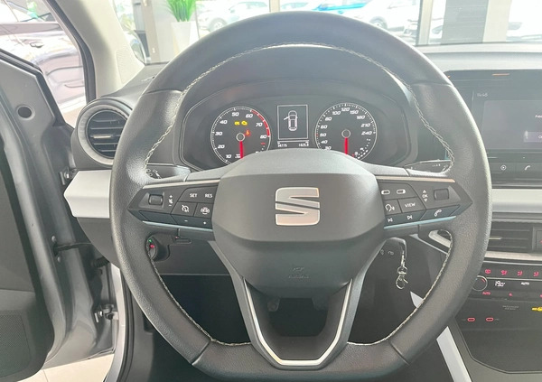 Seat Arona cena 71900 przebieg: 36932, rok produkcji 2022 z Boguchwała małe 232